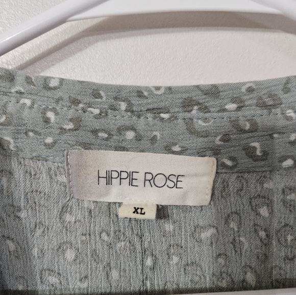 Hippie Rose button down cheetah print blouse! - Picture 2 of 5